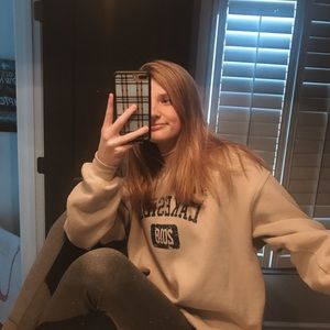 Meet your Posher, Madison